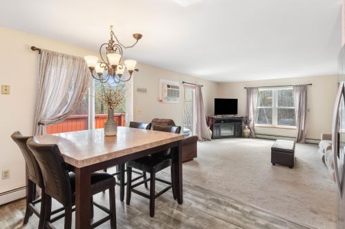 61 Caleb Dr, Danville NH  03819-3017 exterior