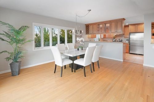 2105 Velez Dr, Rancho Palos Verdes CA  90275-1427 exterior