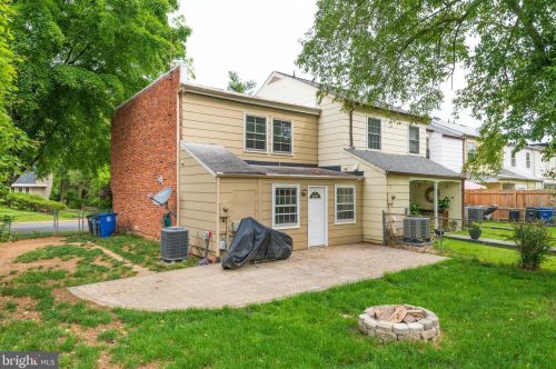 334 Shenandoah St, Leesburg VA  20175-4010 exterior