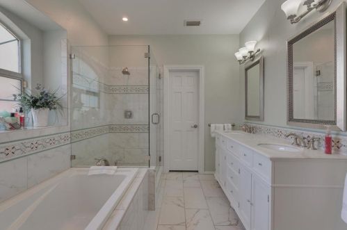 2012 Walden Blvd, Lewisville TX  75022-4472 exterior