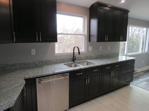 4607 Clubvue Dr, Pittsburgh PA  15236-4803 exterior