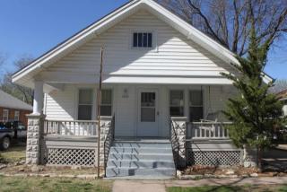 1420 2nd Ave, Winfield, KS 67156-2434