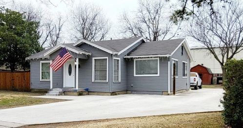 3113 Bonnie Brae Ave, Fort Worth, TX 76111-5214