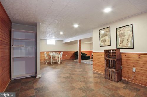 1199 Crestwood Dr, Pottstown PA 19464-2931 exterior