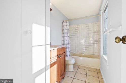 554 Hinckle Ave, Trenton NJ  08628-2805 exterior