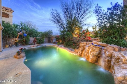4132 Hawks Wing Dr, Tucson, AZ 85718-3442