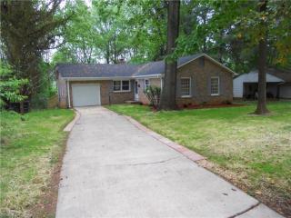 316 Foxcroft Dr, Winston Salem NC  27103-6118 exterior