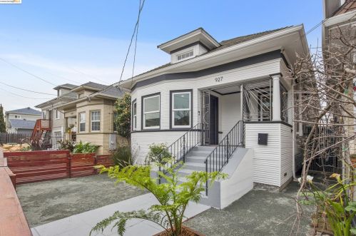 927 33rd St, Oakland, CA 94608-4209