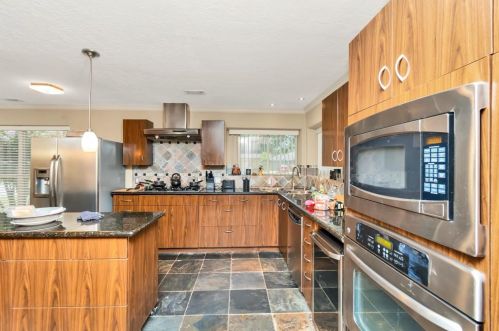 5723 Kiowa Timbers Dr, Humble TX 77346-1929 exterior