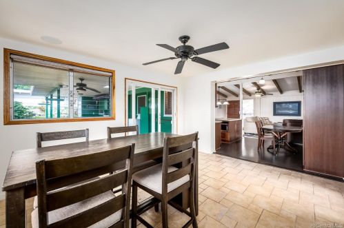 2170 Aamanu St, Pearl City HI  96782-1306 exterior