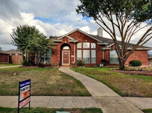 328 Linhurst Dr, Plano TX  75094-4425 exterior