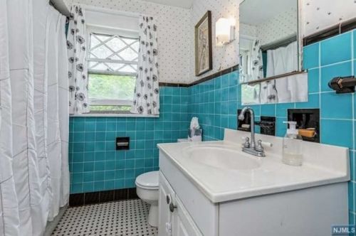 16 Godfrey Rd, Montclair NJ  07043-1310 exterior