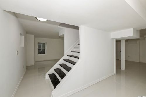 145 Laurel Hill Rd, Northport NY  11768-3428 exterior