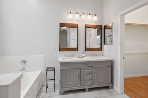 9959 Ferragamo Way, Elk Grove CA  95757-3037 exterior