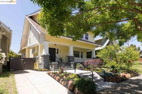 5845 Colby St, Oakland CA  94618-1224 exterior