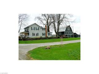 9112 Cemetery Rd, Craigton, OH 44676-9745