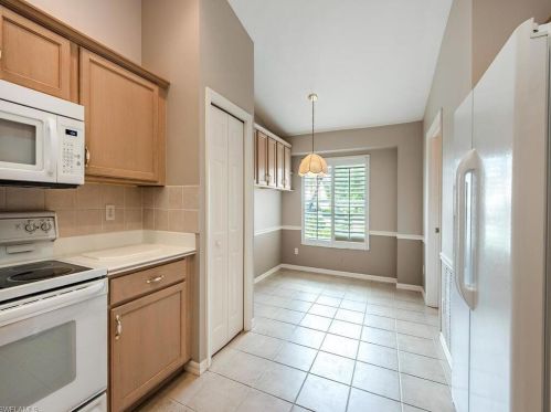 7021 Lone Oak Blvd, Naples, FL 34109-8875