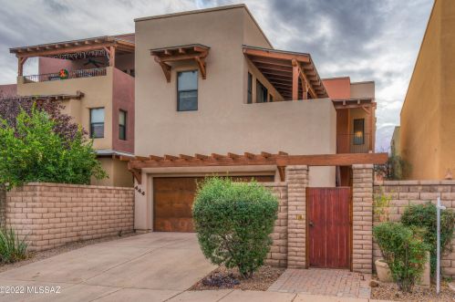 444 Cedarvale Rd, Tucson, AZ 85704-5777