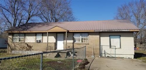 112 Davis Field Rd, Muskogee, OK 74401-9005