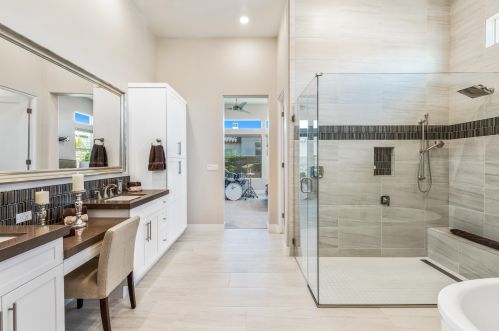54885 Madagascar Way, La Quinta CA  92253-8077 exterior