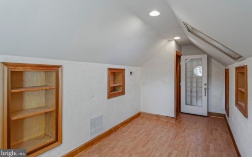 15573 Alderbrook Dr, Haymarket VA  20169-6130 exterior