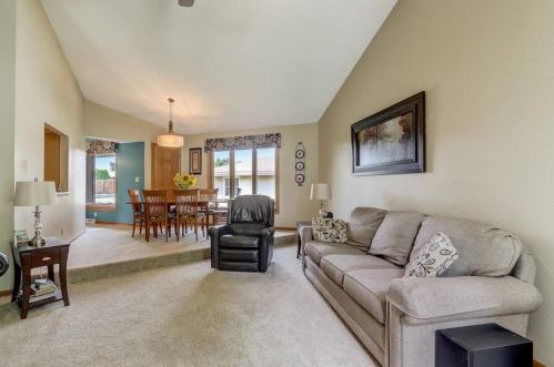 5237 20th St, Milwaukee WI 53233-2548 exterior