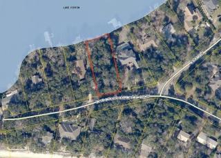 1023 Choctawhatchee Dr, Niceville, FL 32578-4710