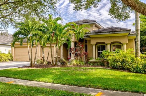 2264 Elcid Ct, Palm Harbor, FL 34683-6730