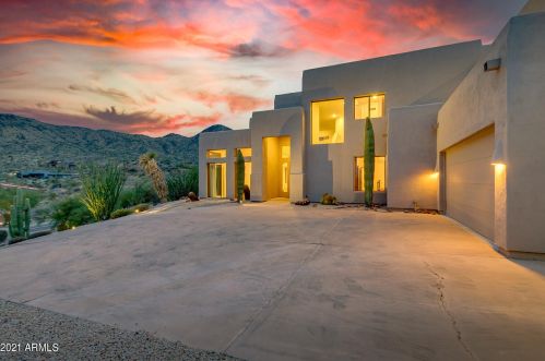 14510 Golden Eagle Blvd, Scottsdale, AZ 85268-1220