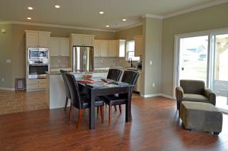 895 Gregg Ave, Fayetteville AR  72701-1929 exterior