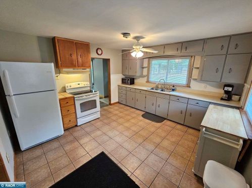 423 1st Ave, Hibbing MN  55746-9322 exterior