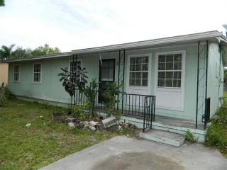 414 14th Ave, Arcadia, FL 34266-8918