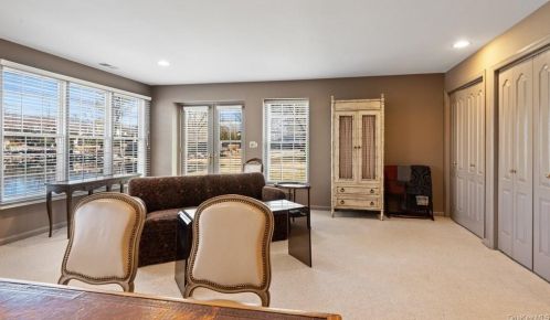 1 Doral Grn Dr, Rye Brook NY  10573-5405 exterior