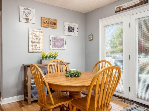 576 Scioto Meadows Blvd, Darbydale OH  43123-8660 exterior