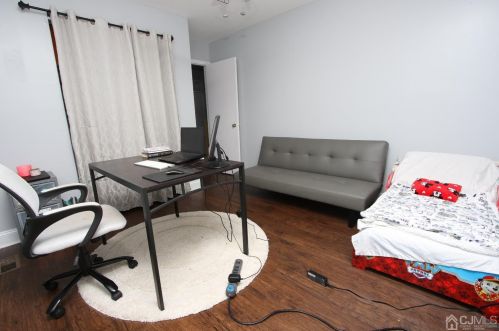 42 Front Ct, Old Bridge NJ  08857-1943 exterior