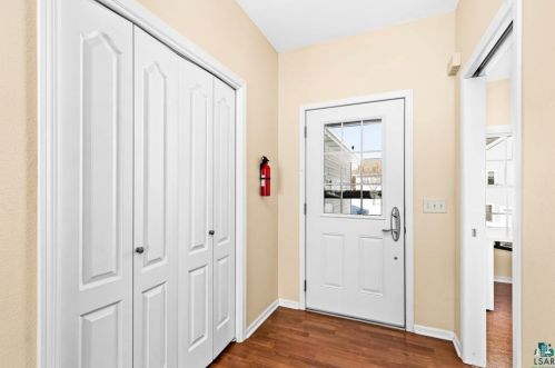 7622 Bay Hill Trl, Duluth, MN 55807-3002