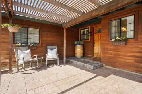 1140 Fawn Dr, Campbell, CA 95008-5113