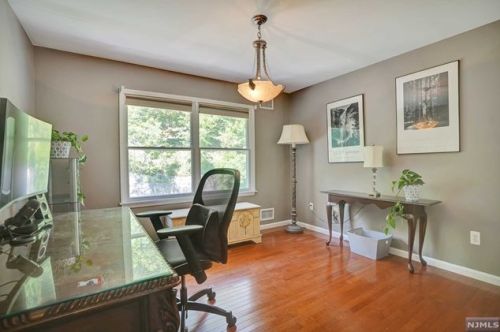 58 Finch Rd, Skyline Lakes NJ  07456-2423 exterior