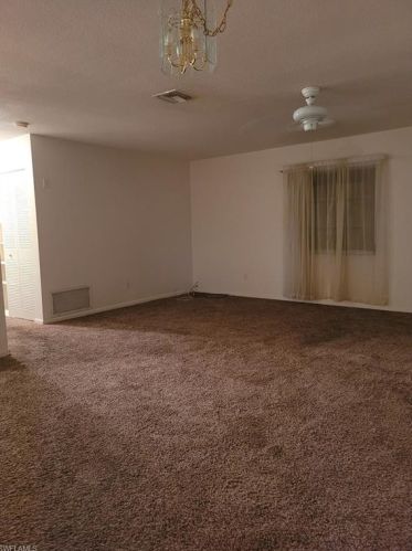 249 Thistle Ct, Lehigh Acres, FL 33936-1464