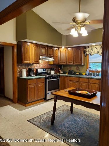 1001 Veterans Hwy, Jackson Twp, NJ 08527-3341
