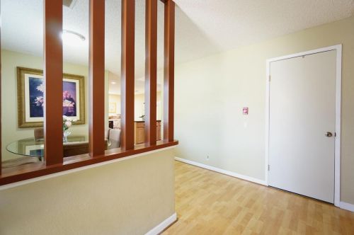 3845 Glengrove Way, San Jose, CA 95121-1435