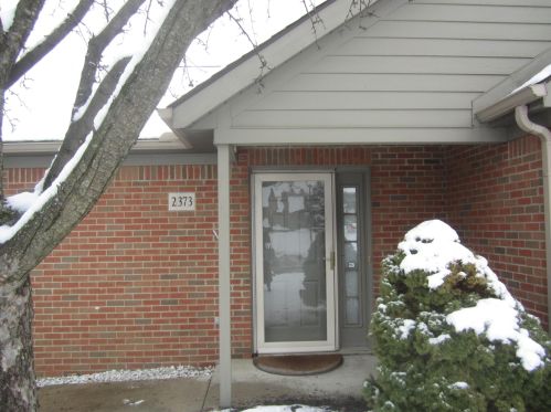 2373 Sportsman Dr, Darbydale, OH 43123-3987