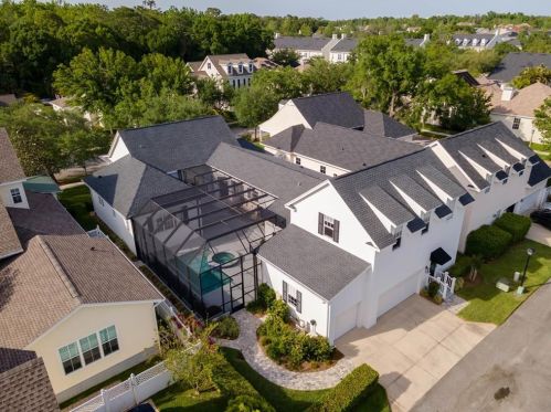 1070 Nash Dr, Kissimmee FL  34747-4319 exterior