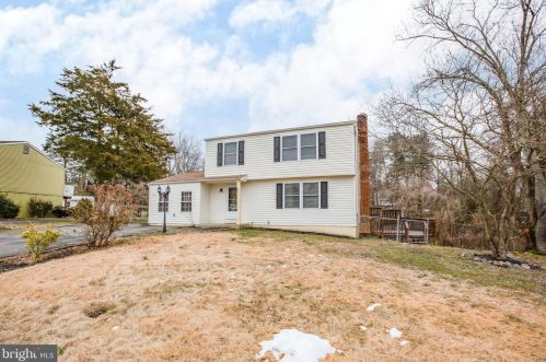10501 Circle One Dr, Fredericksburg, VA 22408-2601
