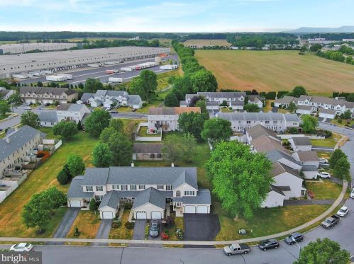19 Nottingham Dr, Navy Sup Dpt, PA 17050-2647