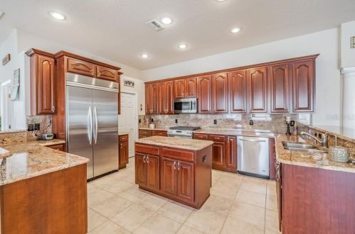 6316 Alcester Dr, New Port Richey FL 34655-3714 exterior