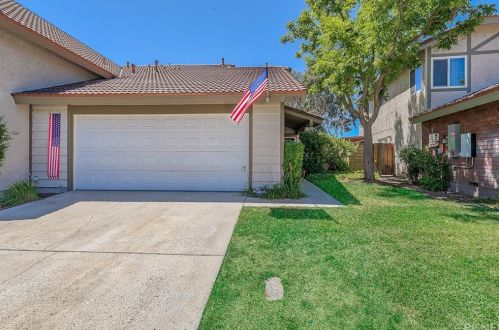 15904 Ada St, Santa Clarita, CA 91387-1872