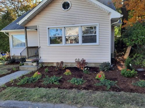 50 Fairwood Ave, Milford CT  06460-5830 exterior