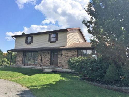 146 Price Dr, Stroudsburg, PA 18360-6716