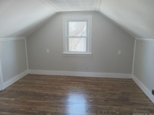 46 Beacon St, Bristol CT  06010-6609 exterior